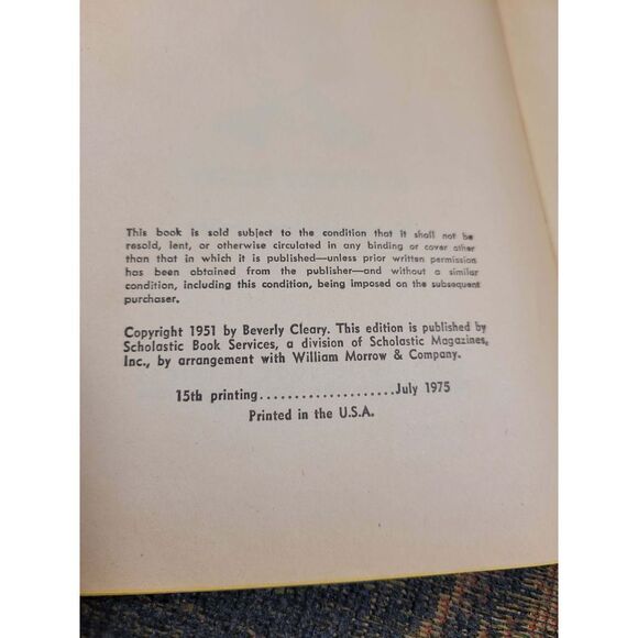 Vintage 1975 Ellen Tibbets by Beverly Cleary - Picture 3 of 5